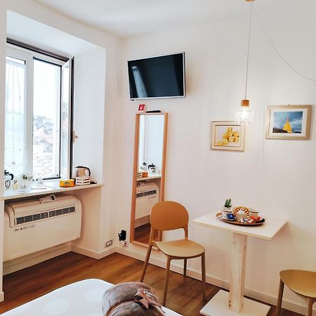 Calin Apartment Turin Bagian luar foto