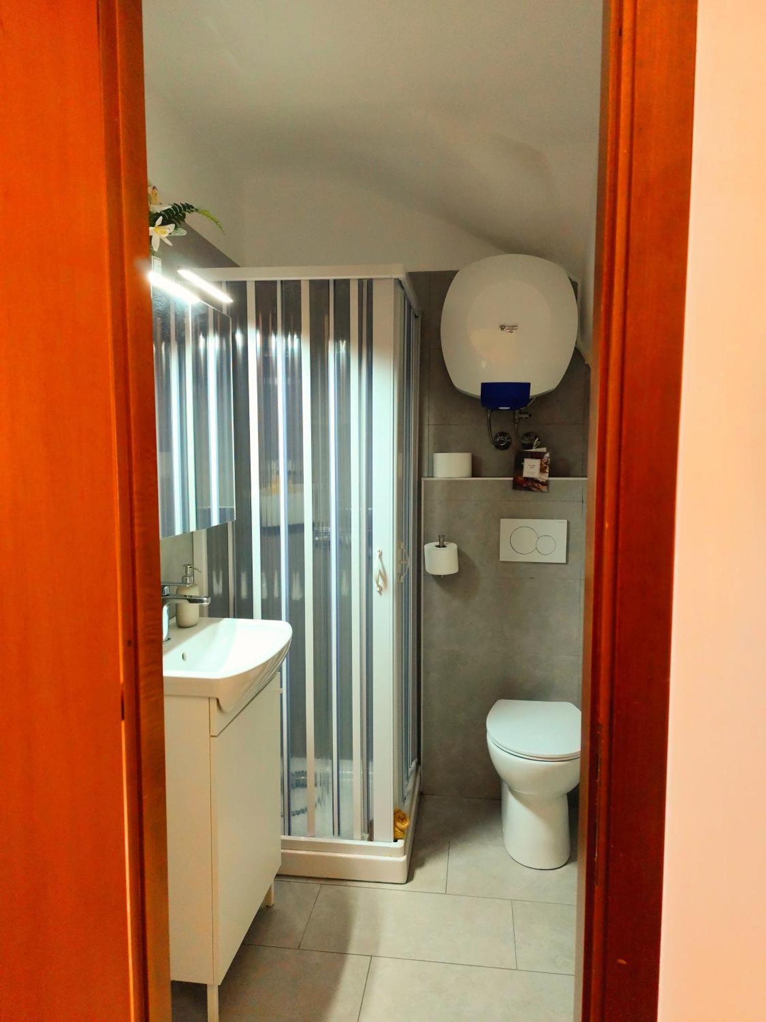 Calin Apartment Turin Bagian luar foto